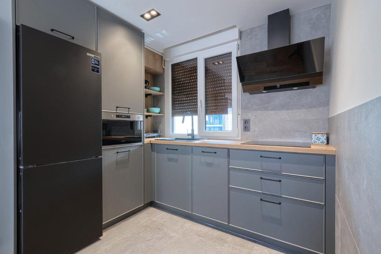 Апартаменти Vivienda Turistica De Diseno Elegante Більбао Екстер'єр фото