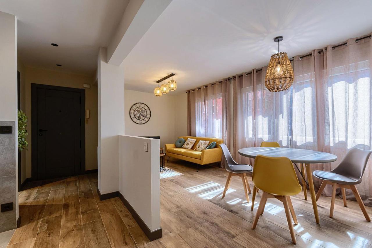 Апартаменти Vivienda Turistica De Diseno Elegante Більбао Екстер'єр фото