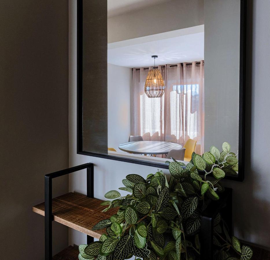 Апартаменти Vivienda Turistica De Diseno Elegante Більбао Екстер'єр фото